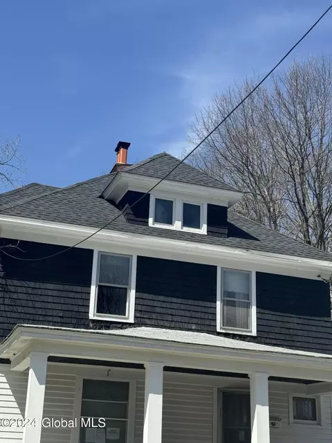 32 Mccann St, Ilion, NY 13357
