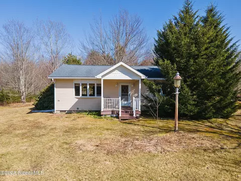 113 Blue Bird Hl, Summit, NY 12175