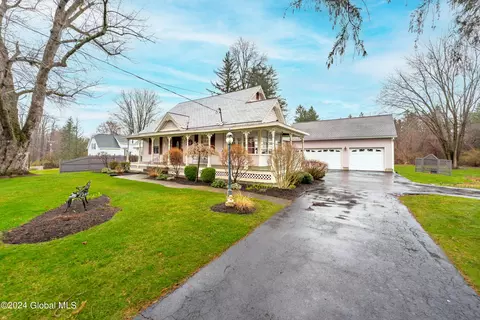 253 Consaul Rd, Albany, NY 12205