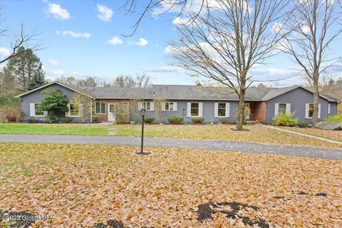 51 New Rd, East Greenbush, NY 12061
