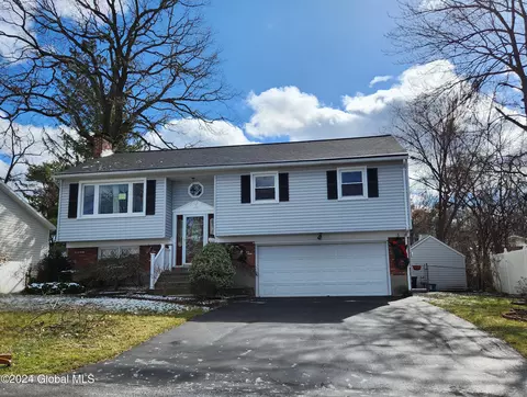 1158 Hendrickson Ave, Schenectady, NY 12309