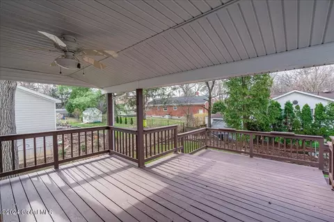 Exterior - 1158 Hendrickson Ave, Schenectady, NY 12309 photo 2 of 5