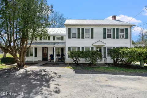 552 Riverview Rd, Rexford, NY 12148