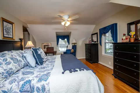Bedroom - 814 Riverside Ave, Glenville, NY 12302 photo 9 of 10