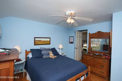 Bedroom - 814 Riverside Ave, Glenville, NY 12302 photo 7 of 10