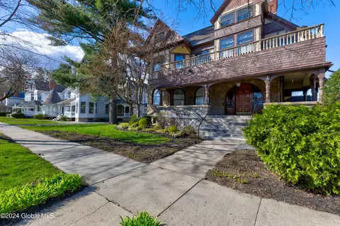 115 Union Ave #R101, Saratoga Springs, NY 12866