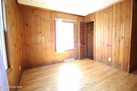Bedroom - 29 Fredericks Rd, Glenville, NY 12302 photo 2 of 2