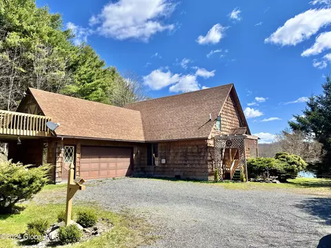 121 Sawyer Hollow Rd, Summit, NY 12175