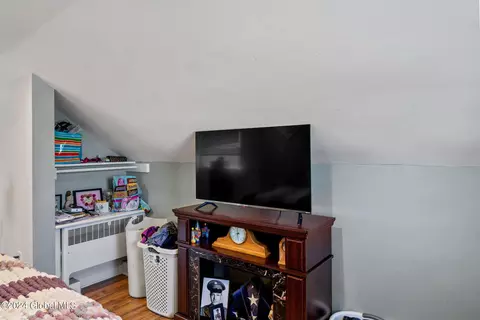 Bedroom - 718 Cramer Ave, Schenectady, NY 12306 photo 9 of 9