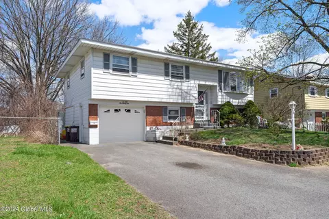 194 Butler St, Schenectady, NY 12303