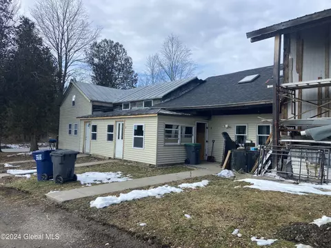 248 Lykers Rd, Central Bridge, NY 12035