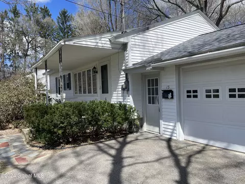 Exterior - 15 Ralmar Dr, Glenville, NY 12302 photo 7 of 13