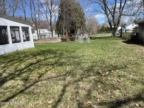 Exterior - 15 Ralmar Dr, Glenville, NY 12302 photo 11 of 13