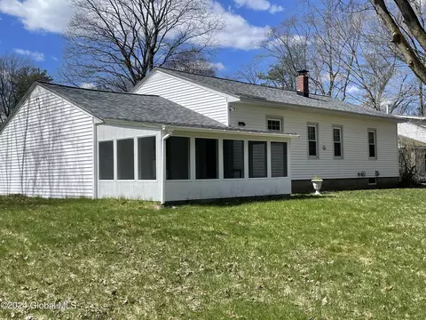 Exterior - 15 Ralmar Dr, Glenville, NY 12302 photo 3 of 13