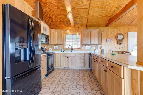 Kitchen - 1201 Ridge Rd, Broadalbin, NY 12025 photo 1 of 5