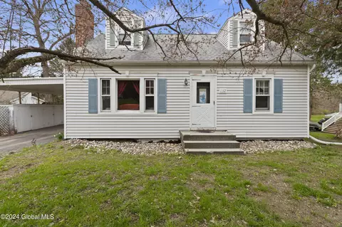 132 Chatham St, Nassau, NY 12123