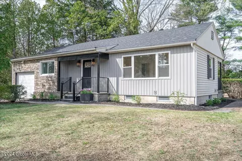 9 Maplewood Pkwy, South Glens Falls, NY 12803