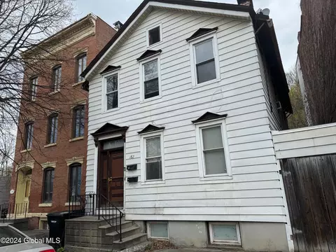 182 Hill St, Troy, NY 12180