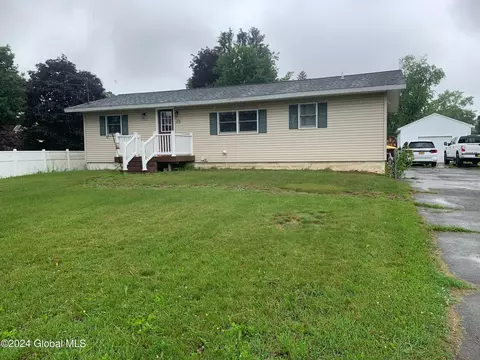 23 King Ave, Hudson Falls, NY 12839