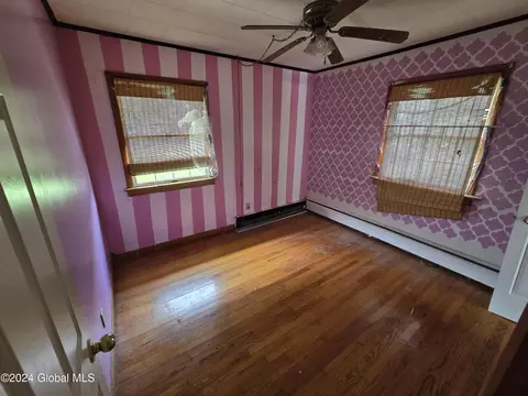 Bedroom - 2185 Lenox Rd, Schenectady, NY 12308 photo 2 of 2