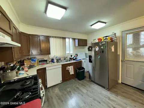 Kitchen - 1602 Broadway, Schenectady, NY 12306 photo 4 of 4
