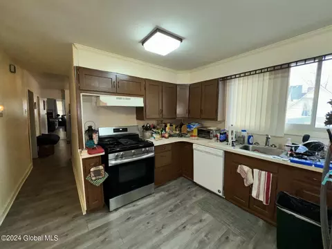 Kitchen - 1602 Broadway, Schenectady, NY 12306 photo 3 of 4