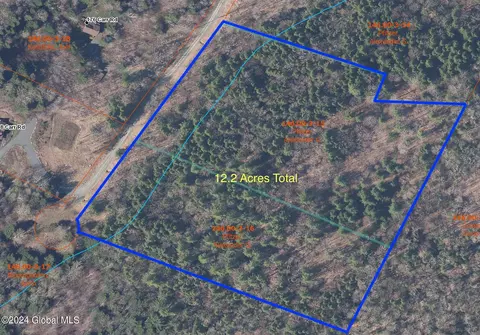 215 Carr Rd, Jewett, NY 12444