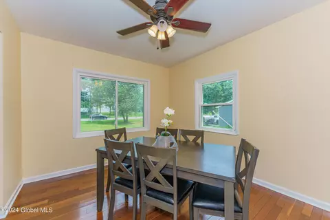 Dining - 3162 E Lydius St, Schenectady, NY 12303 photo 1 of 4