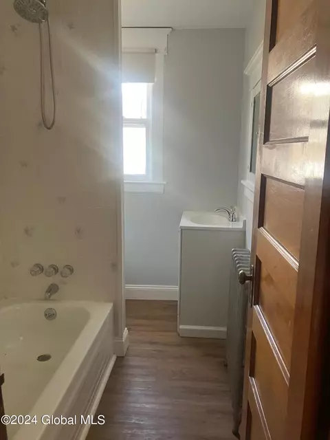Bath - 1014 Bridge St, Schenectady, NY 12303 photo 1 of 1