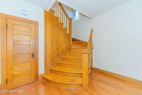 Entry Way - 442 Eleanor St, Schenectady, NY 12306 photo 1 of 5