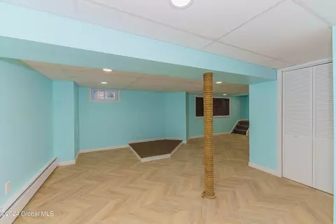 Living - 442 Eleanor St, Schenectady, NY 12306 photo 1 of 1