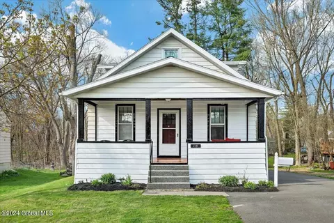 115 California Ave, Rensselaer, NY 12144