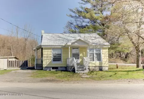 180 W State St, Gloversville, NY 12078