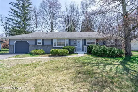 77 Mordella Rd, Albany, NY 12205