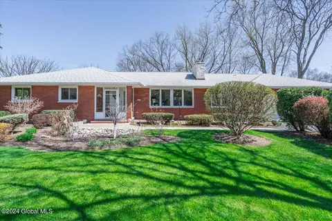 163 Van Rensselaer Blvd, Menands, NY 12204