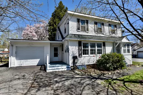 295 Vliet Blvd, Cohoes, NY 12047