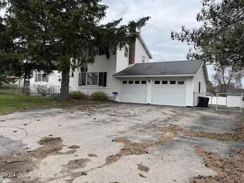 1525 Mervin Ave, Schenectady, NY 12306