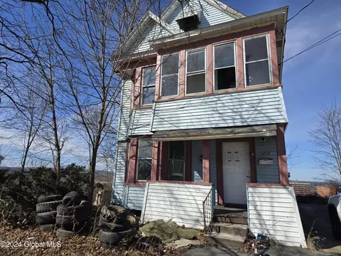 1210 1st Ave, Schenectady, NY 12303