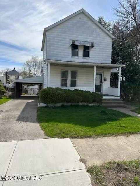 Exterior - 329 Eleventh St, Schenectady, NY 12306 photo 2 of 10