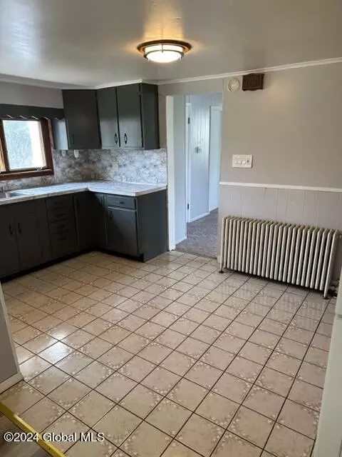 Kitchen - 329 Eleventh St, Schenectady, NY 12306 photo 3 of 3