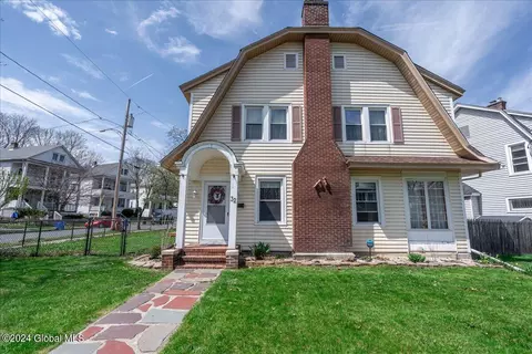 32 Ryckman Ave, Albany, NY 12208