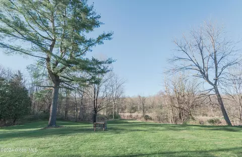 1295 Maple Hill Rd, Castleton On Hudson, NY 12033 photo 6