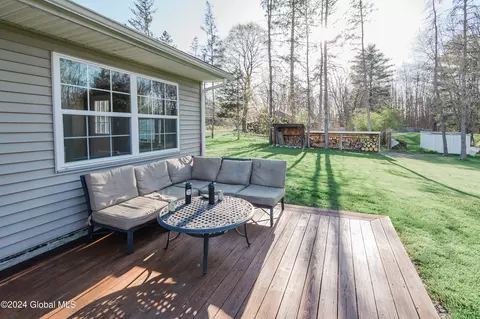 1295 Maple Hill Rd, Castleton On Hudson, NY 12033 photo 8