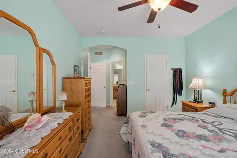 29 Hampton Cir, Mechanicville, NY 12118 photo 15