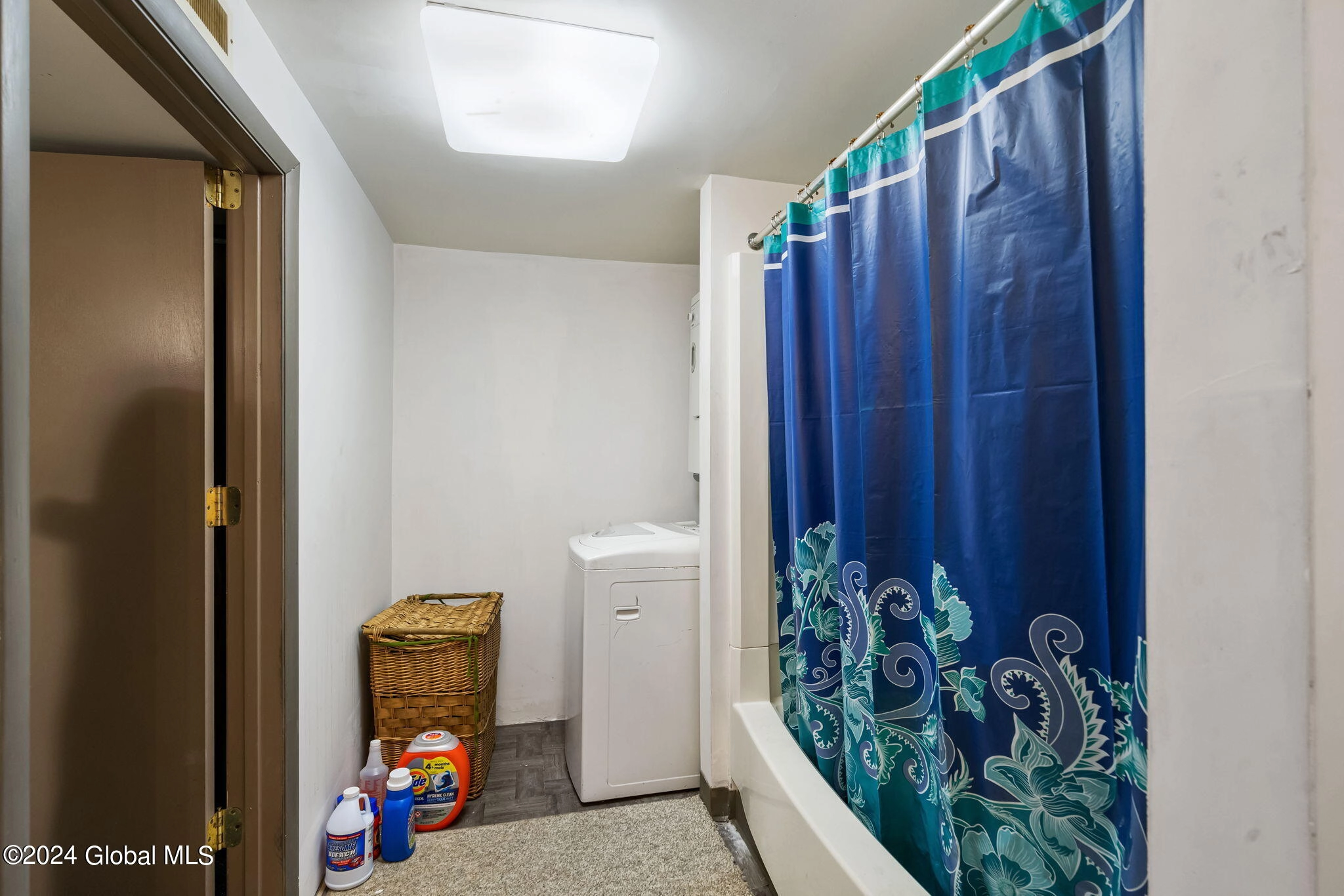 618 Curry Rd, Schenectady, NY 12306 photo 41