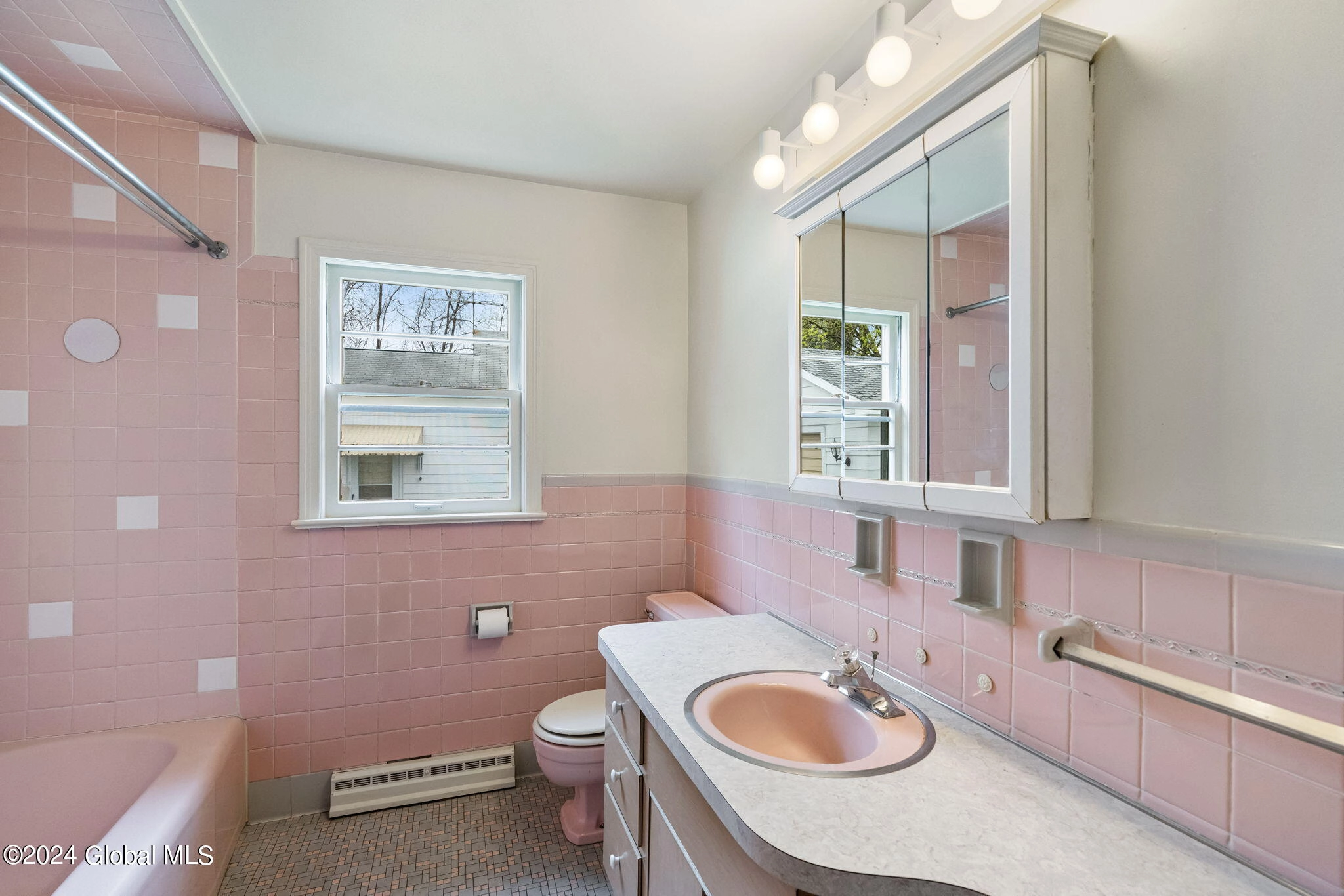618 Curry Rd, Schenectady, NY 12306 photo 18