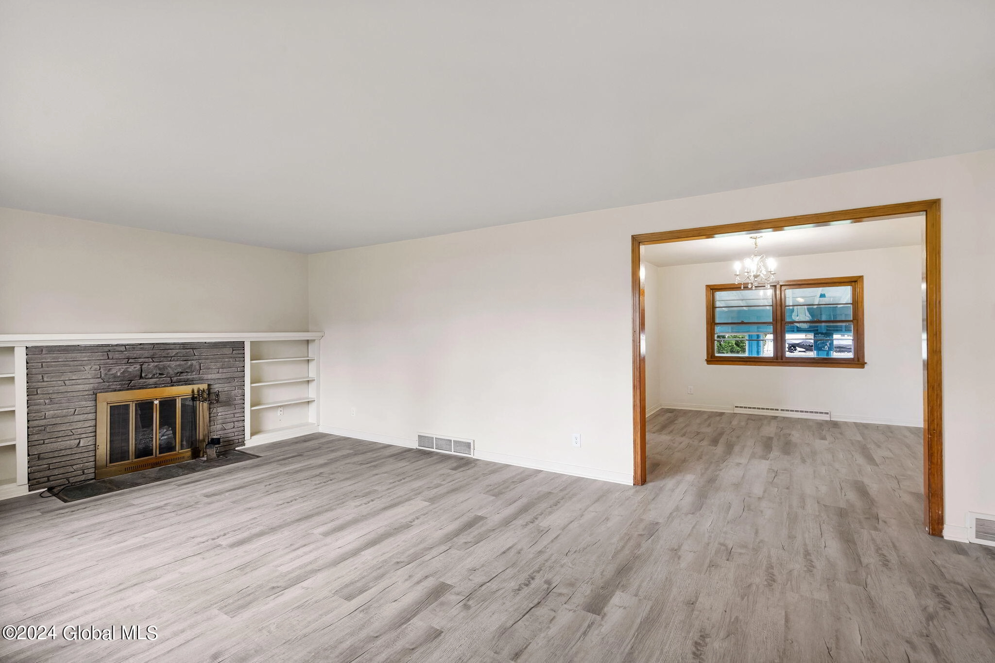 618 Curry Rd, Schenectady, NY 12306 photo 6