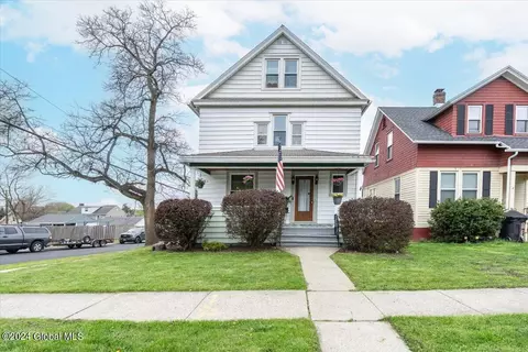 855 7th Ave, Troy, NY 12182