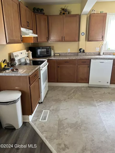 Kitchen - 5 6th St, Corinth, NY 12822 photo 2 of 2