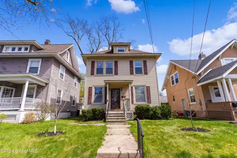 610 Bedford Rd, Schenectady, NY 12308